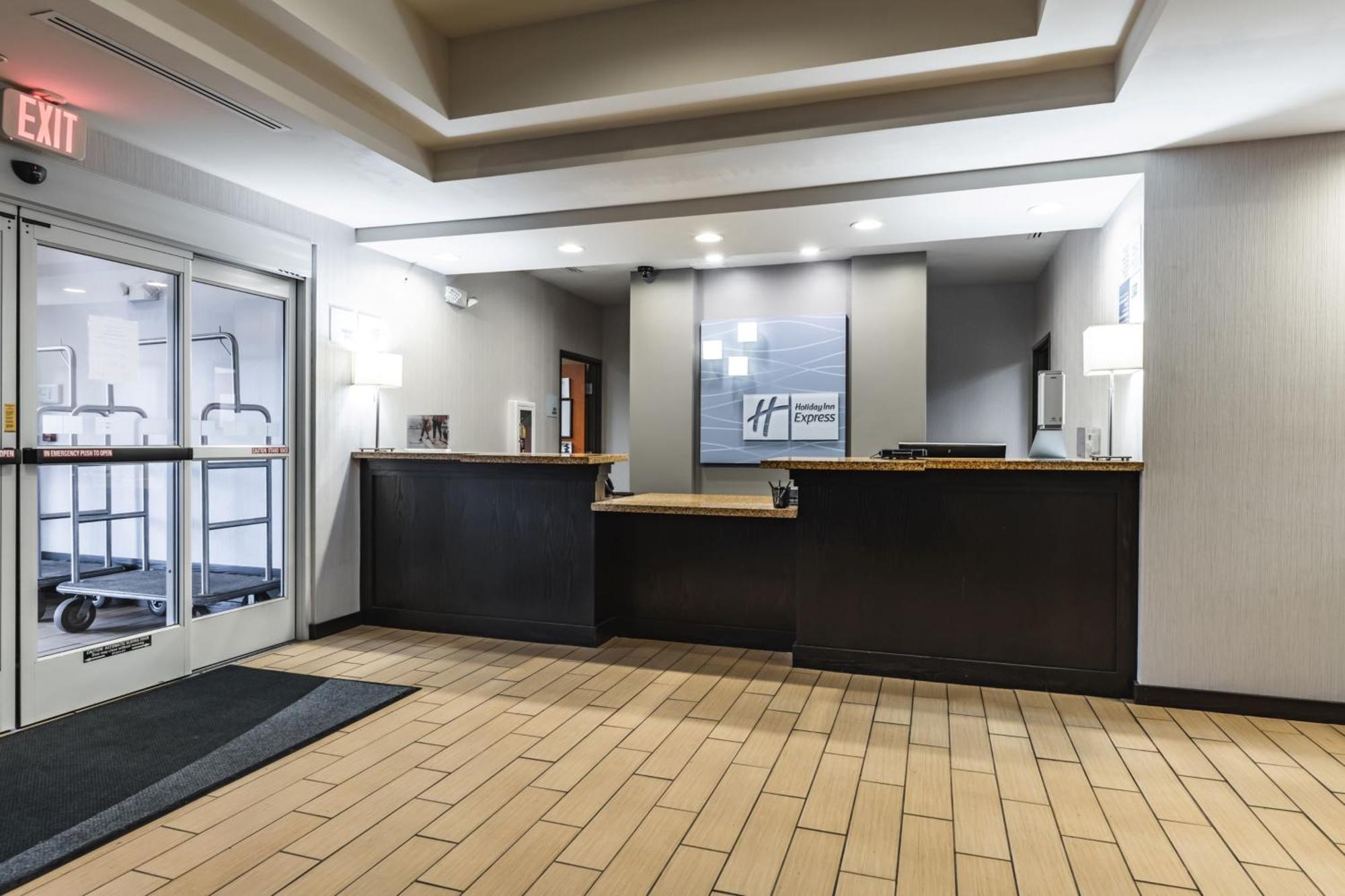 Holiday Inn Express & Suites Ironton By Ihg Exterior foto